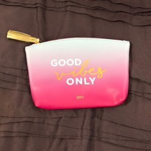 Ipsy makeup bag